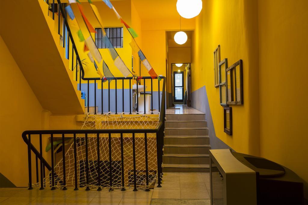 Rainbow Wave Surfing Hostel Хенгчун Экстерьер фото