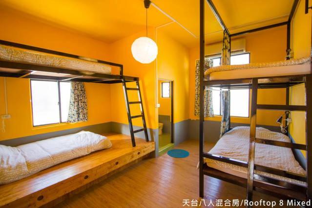 Rainbow Wave Surfing Hostel Хенгчун Экстерьер фото