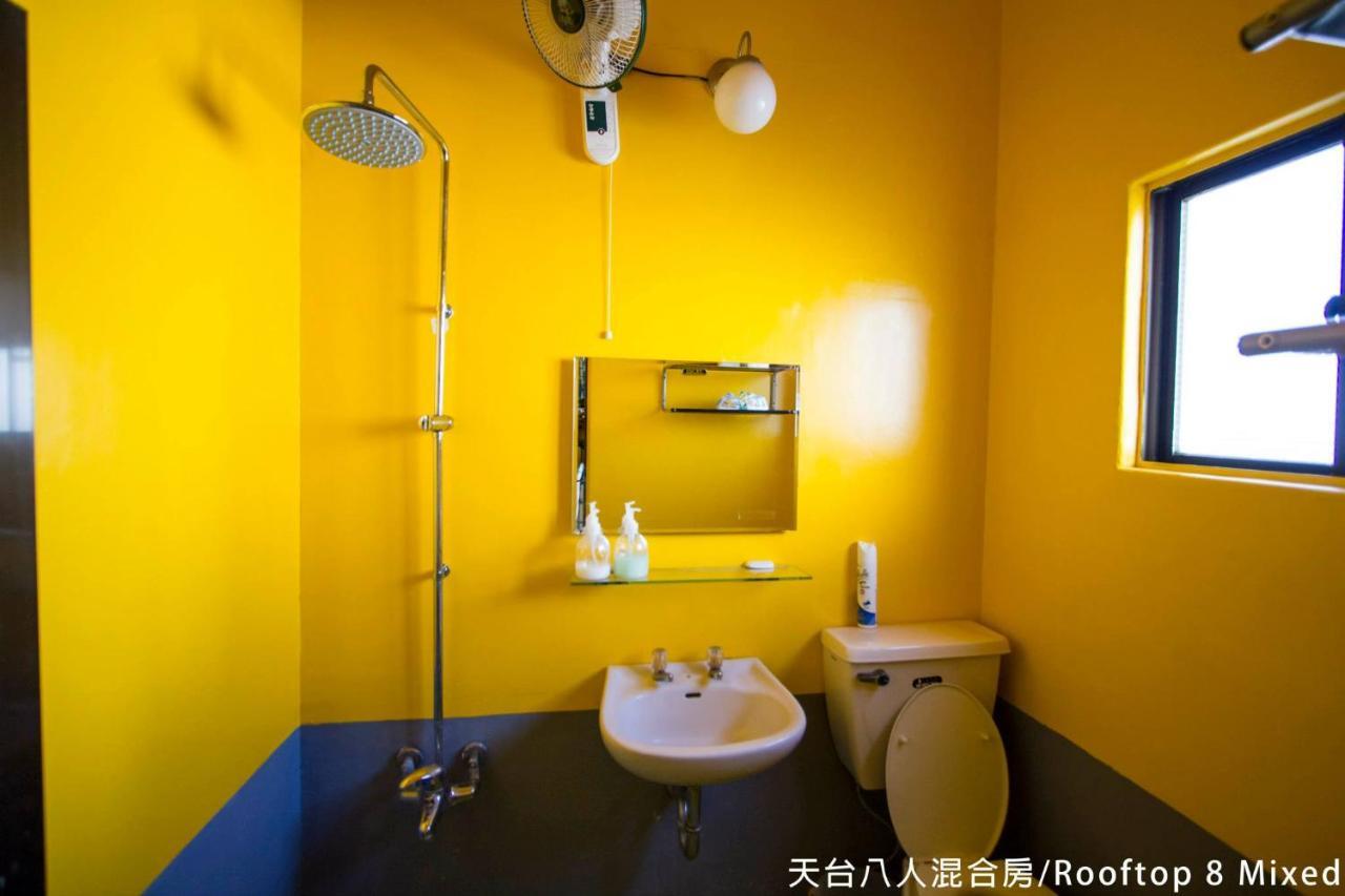 Rainbow Wave Surfing Hostel Хенгчун Экстерьер фото